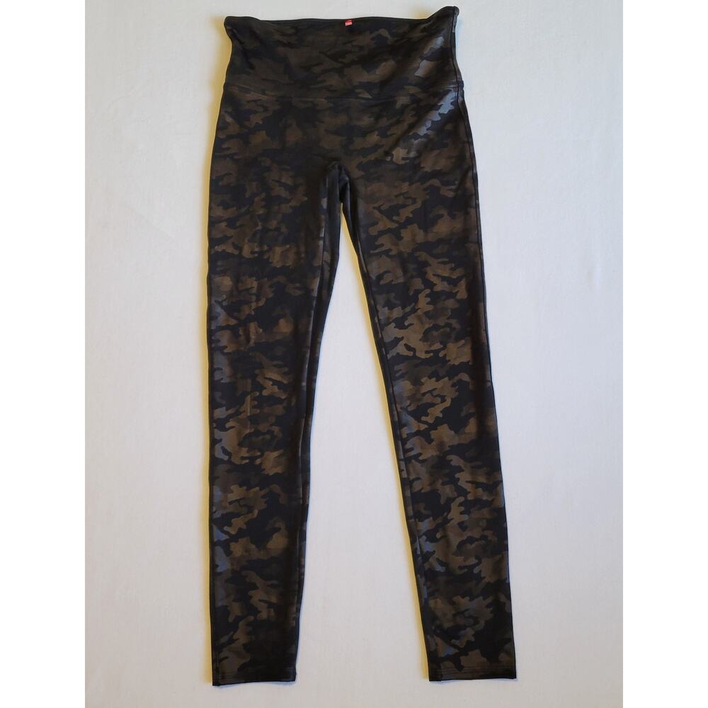 SPANX Faux Leather Camo Leggings Black 20185R sz L